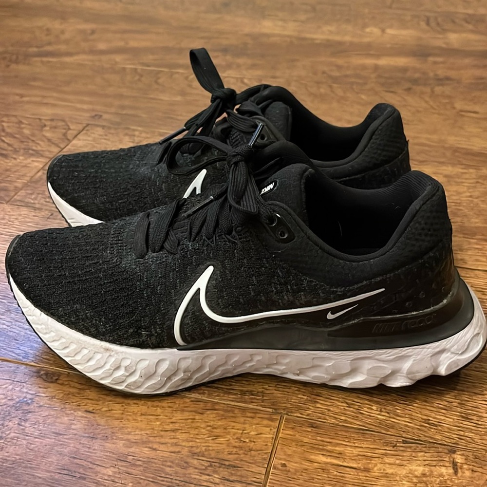 Women’s Nike React Infinity 3 size 8
